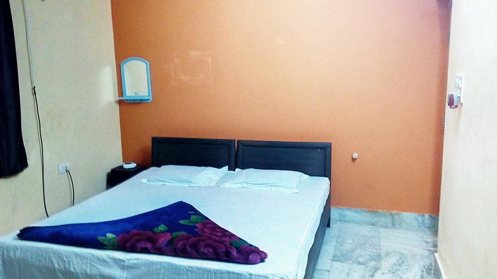 Laughing Buddha Homestay Bhubaneswar Esterno foto